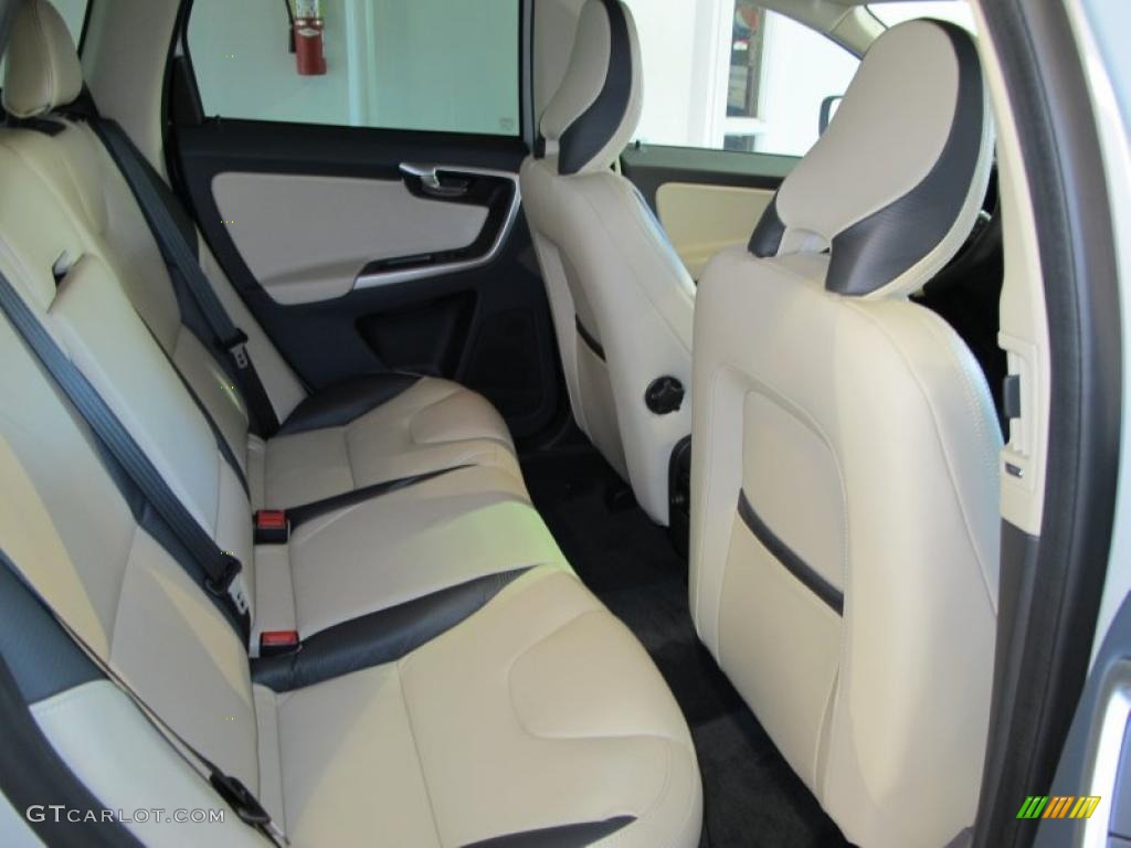 R Design Beige/Off Black Inlay Interior 2011 Volvo XC60 3.2 R-Design Photo #41074583