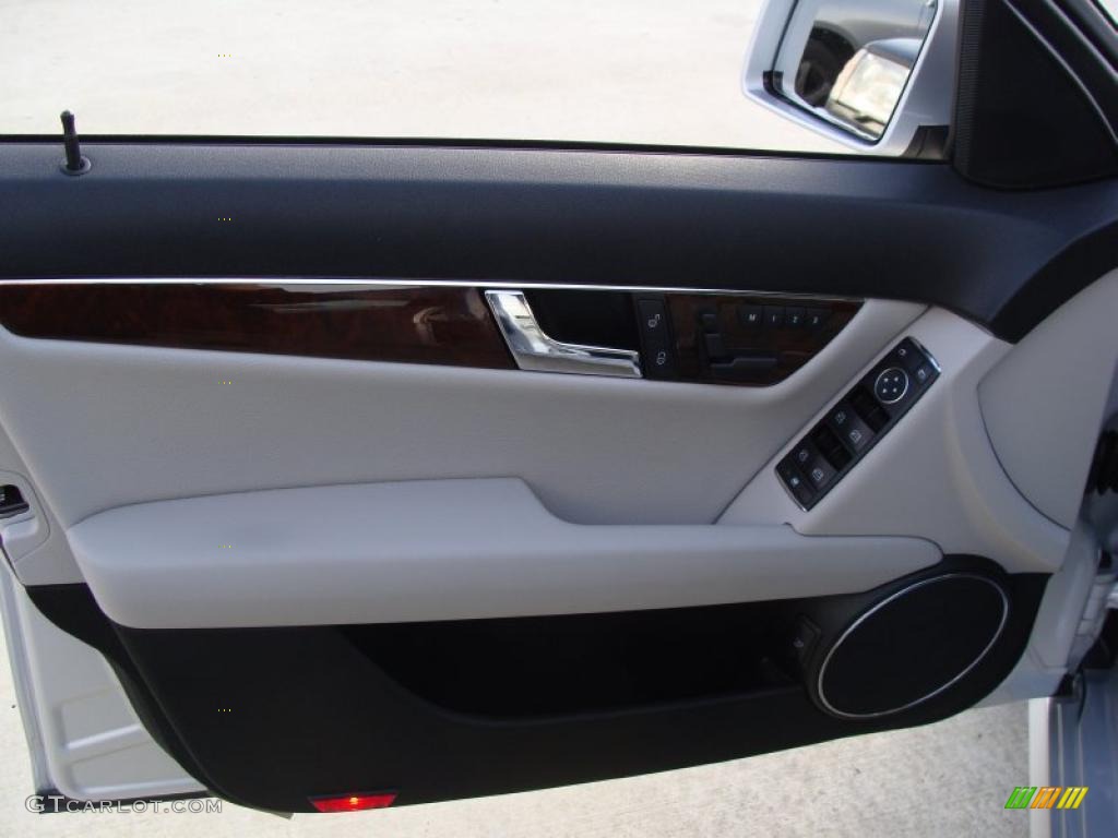2010 Mercedes-Benz C 300 Sport 4Matic Grey/Black Door Panel Photo #41074751