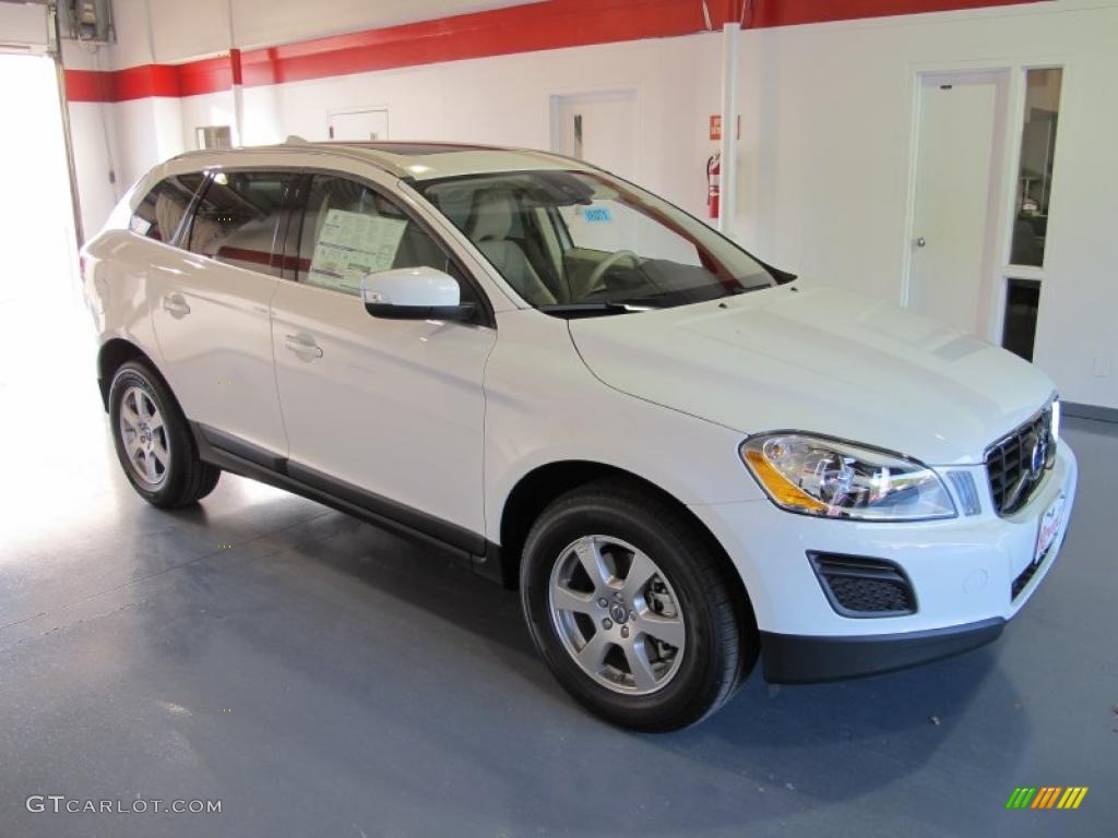 Ice White 2011 Volvo XC60 3.2 Exterior Photo #41074827