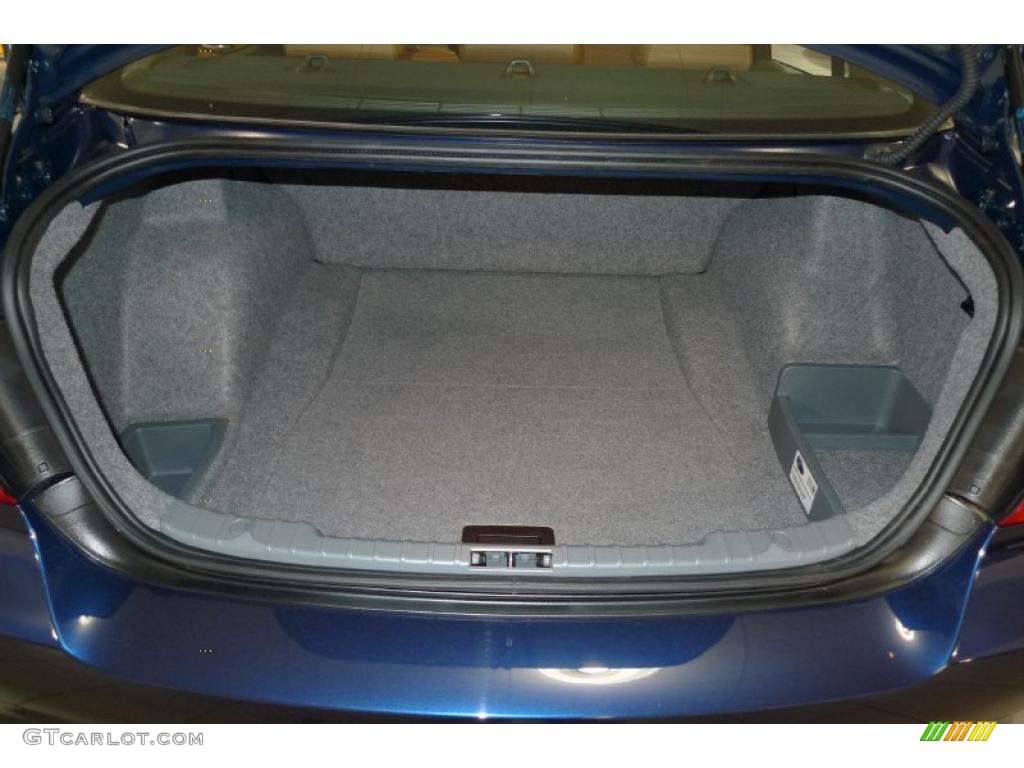 2011 BMW 3 Series 328i xDrive Sedan Trunk Photo #41075151