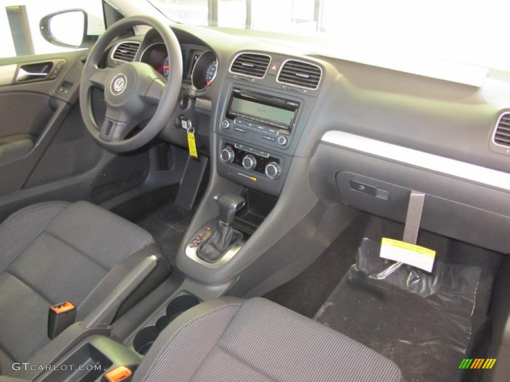 Titan Black Interior 2011 Volkswagen Golf 2 Door Photo #41076471