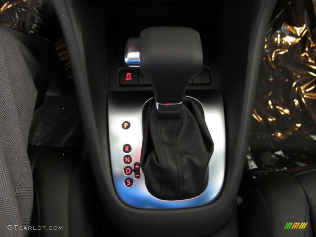 2011 Volkswagen Jetta SE SportWagen 6 Speed Tiptronic Automatic Transmission Photo #41076931