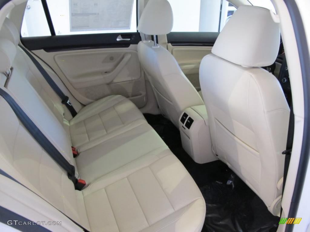 Cornsilk Beige Interior 2011 Volkswagen Jetta TDI SportWagen Photo #41077083