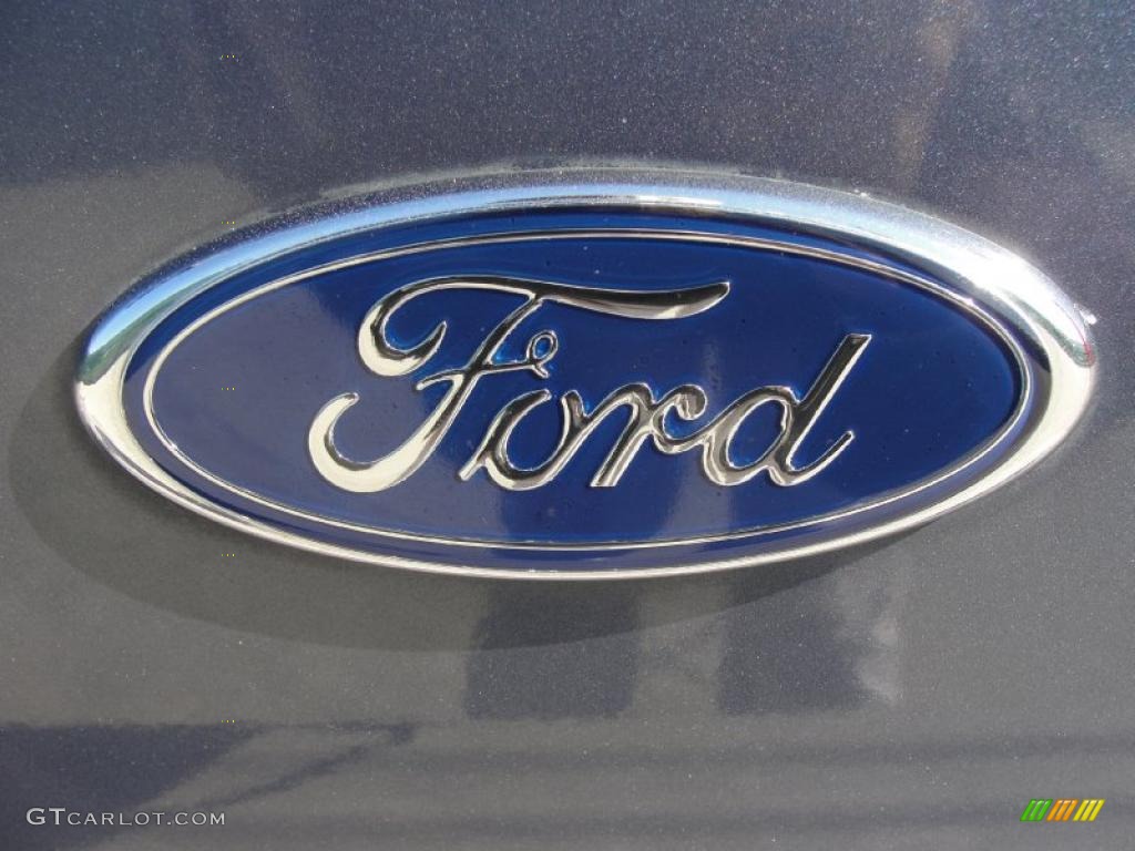 1999 Ford Expedition Eddie Bauer 4x4 Marks and Logos Photo #41077579