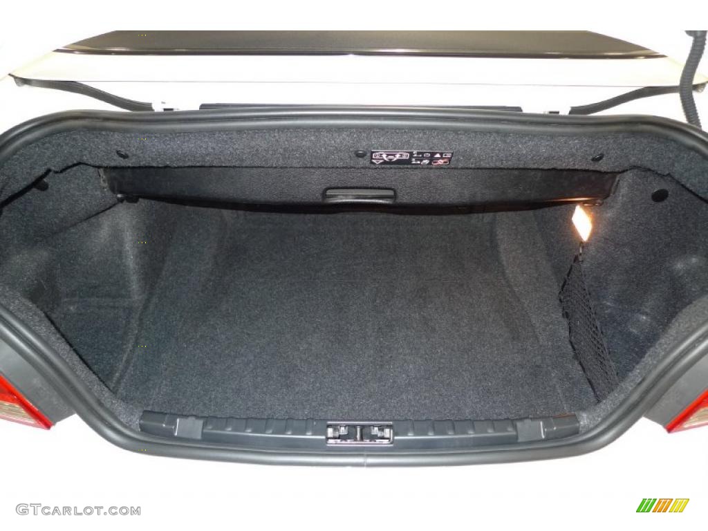 2011 BMW 1 Series 128i Convertible Trunk Photo #41078011
