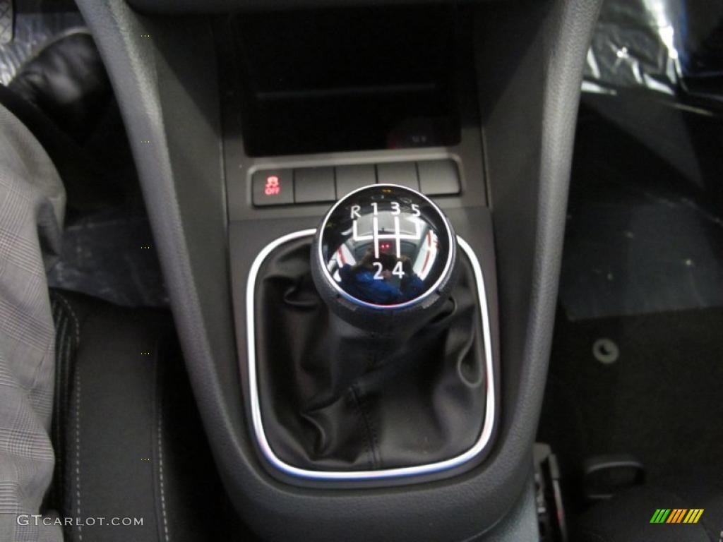 2011 Volkswagen Golf 2 Door 5 Speed Manual Transmission Photo #41078575