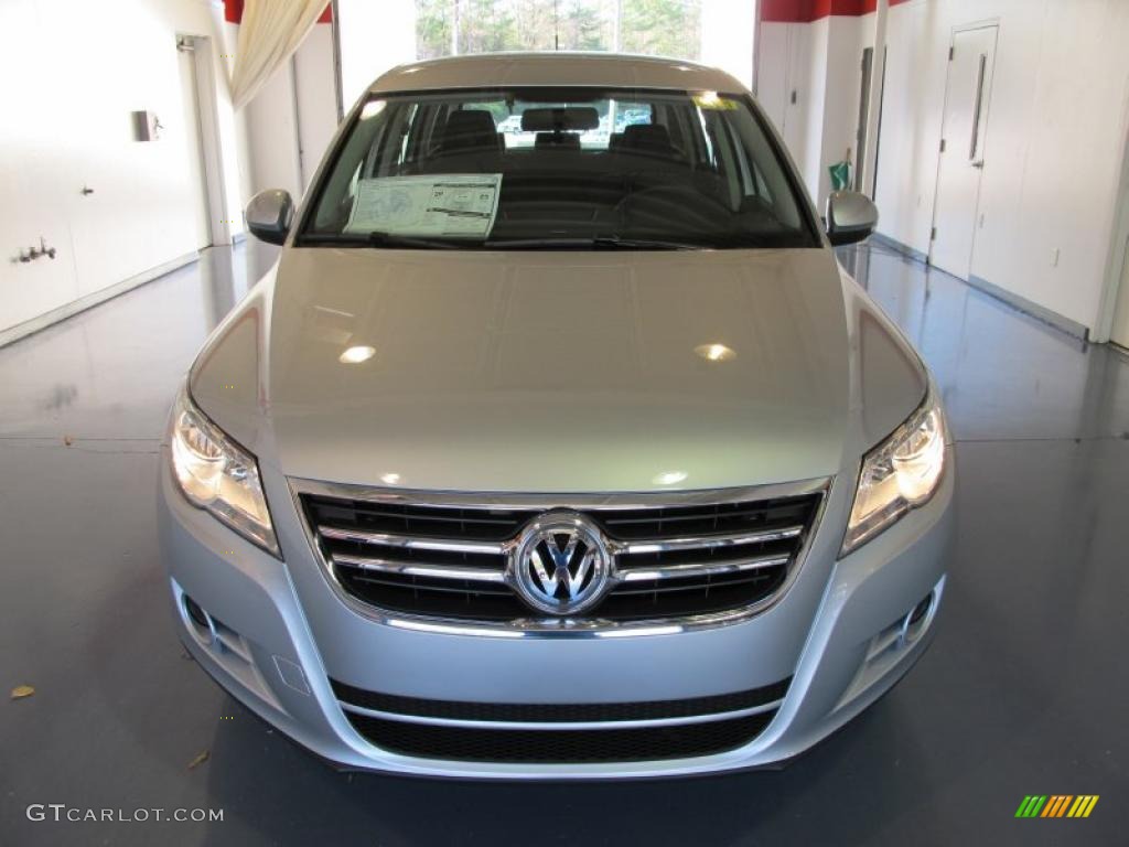 2011 Tiguan S - Reflex Silver Metallic / Charcoal photo #6