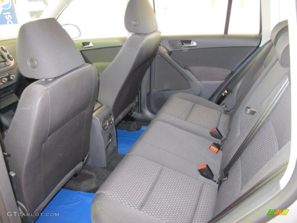 Charcoal Interior 2011 Volkswagen Tiguan S Photo #41079719