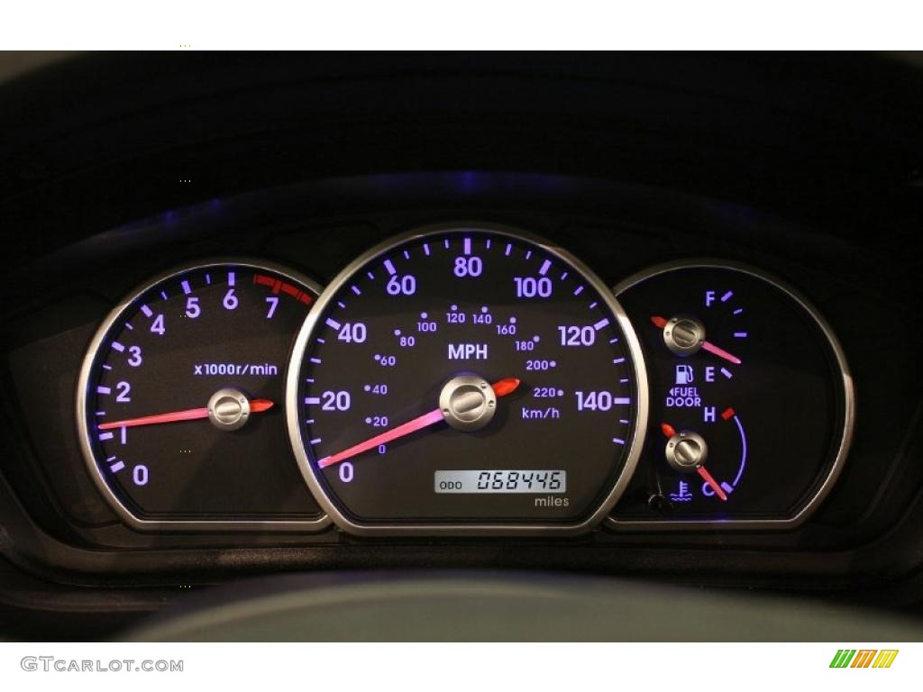 2005 Mitsubishi Galant ES Gauges Photo #41080967