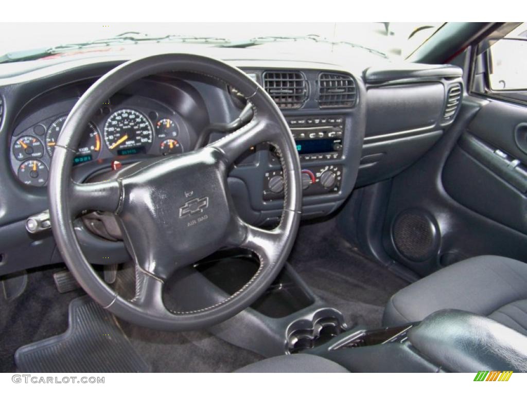 Medium Gray Interior 2003 Chevrolet S10 ZR2 Extended Cab 4x4 Photo #41081071
