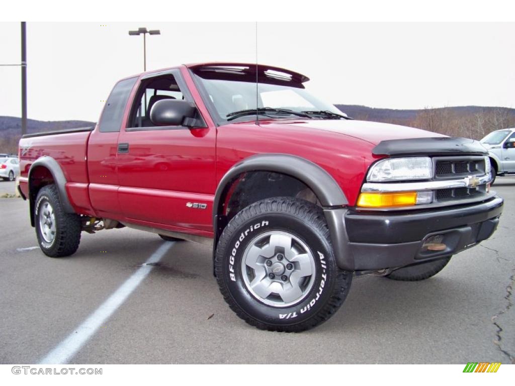 Dark Cherry Red Metallic 2003 Chevrolet S10 ZR2 Extended Cab 4x4 Exterior Photo #41081211
