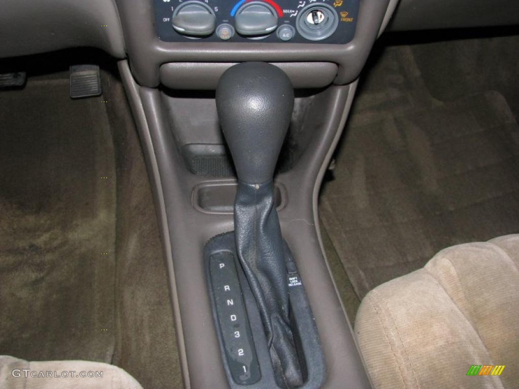 1997 Grand Prix SE Sedan - Dark Teal Metallic / Taupe photo #14