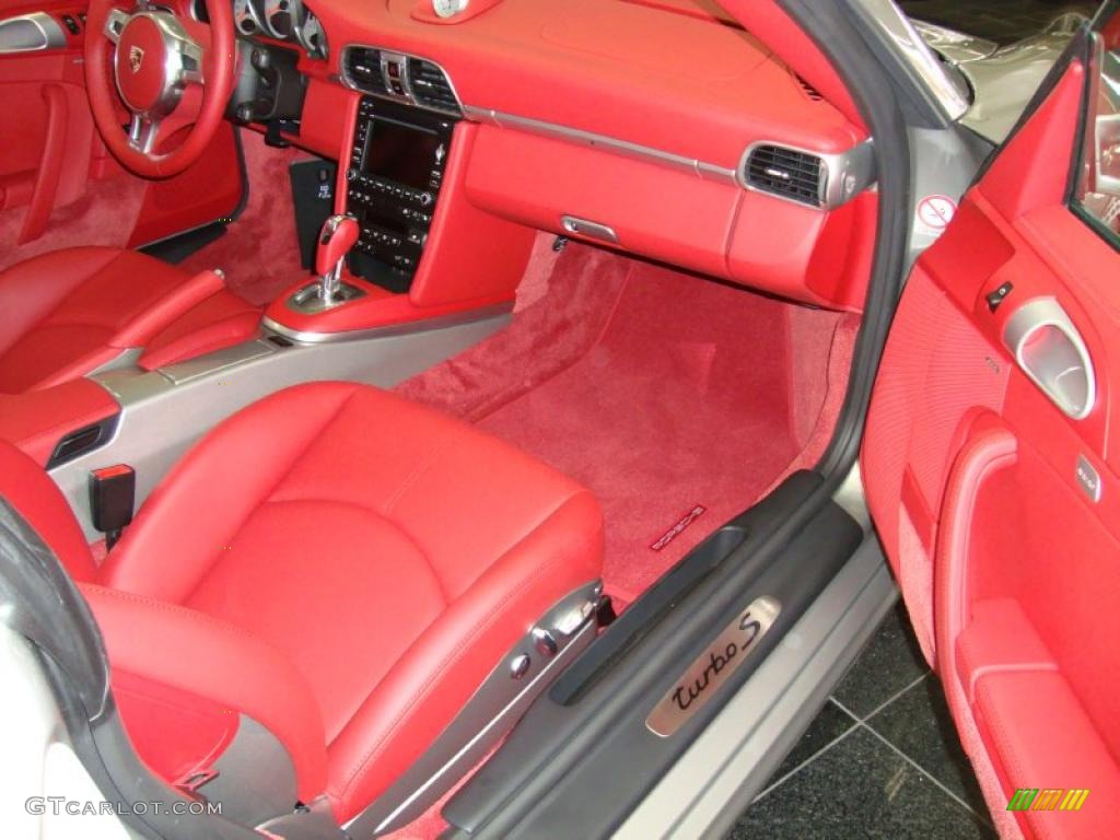 2011 911 Turbo S Coupe - Platinum Silver Metallic / Carrera Red photo #16
