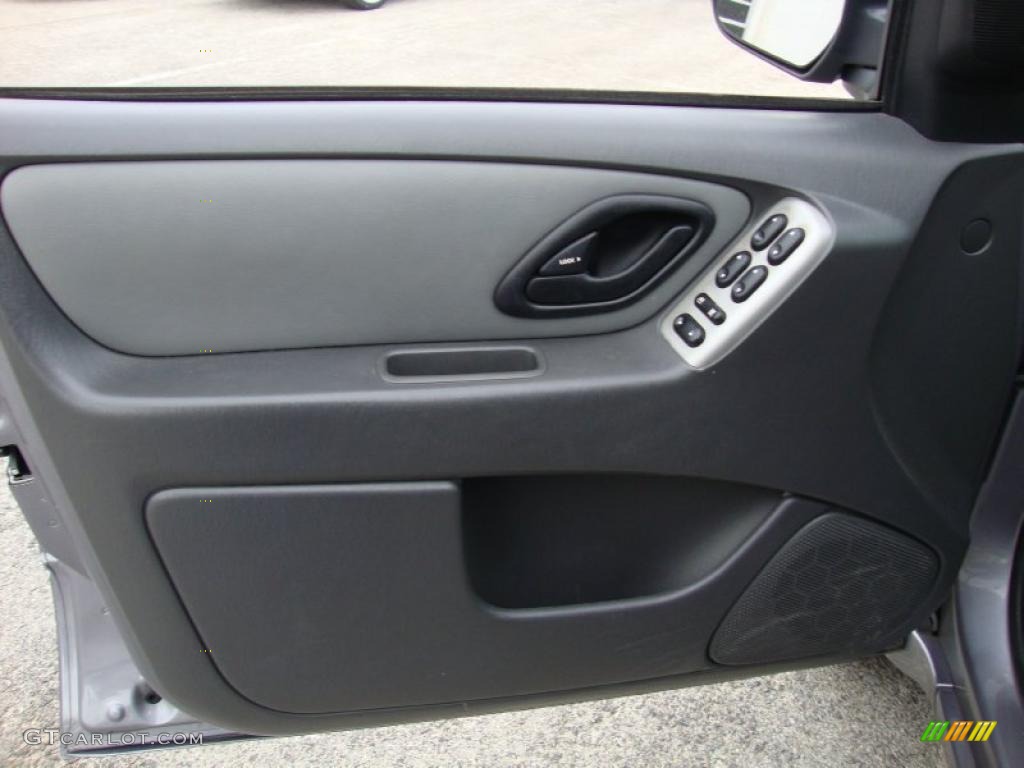 2007 Ford Escape Hybrid 4WD Medium/Dark Flint Door Panel Photo #41084079
