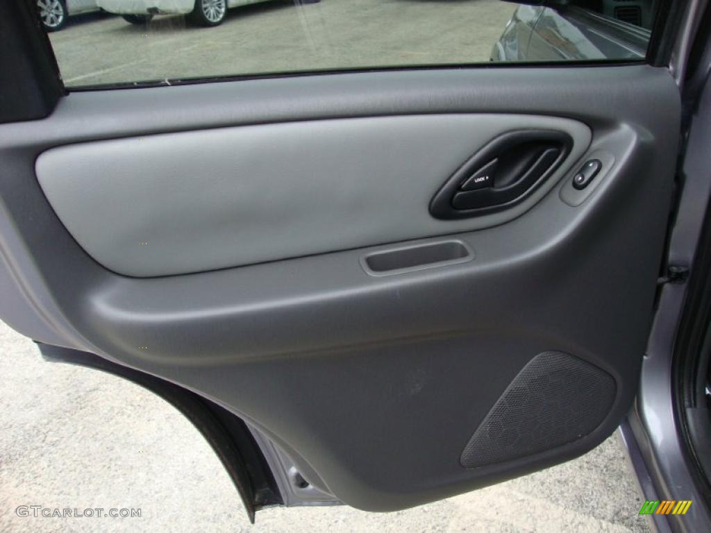 2007 Ford Escape Hybrid 4WD Door Panel Photos