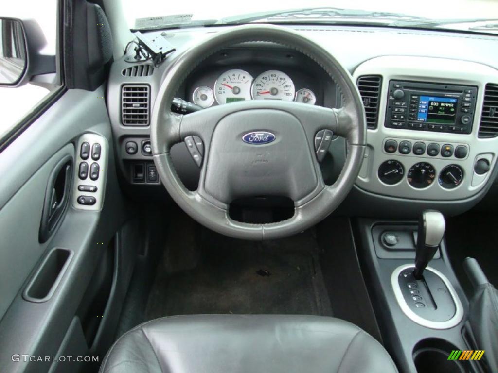 2007 Ford Escape Hybrid 4WD Medium/Dark Flint Dashboard Photo #41084331