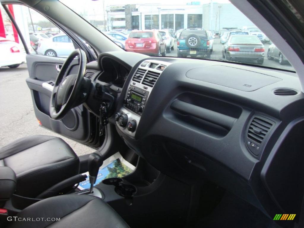 Black Interior 2006 Kia Sportage EX V6 4x4 Photo #41084643