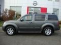 Storm Gray - Pathfinder SE 4x4 Photo No. 2