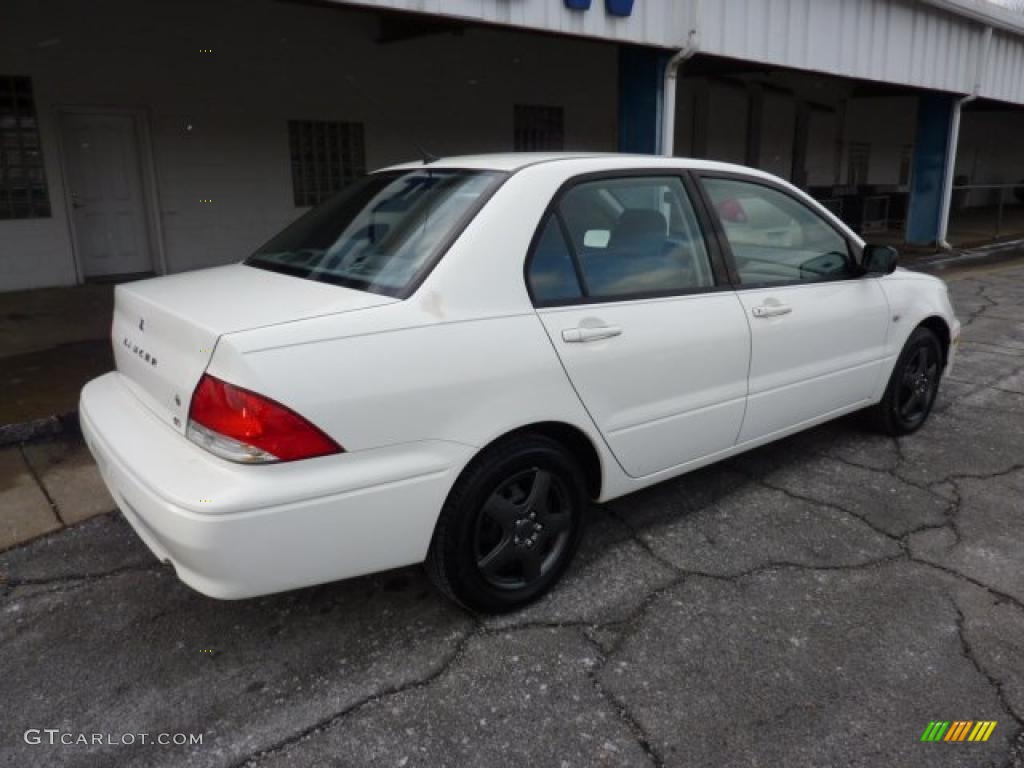 2002 Lancer ES - Innsbruck White / Gray photo #10