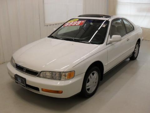 1996 Honda Accord EX Coupe Data, Info and Specs