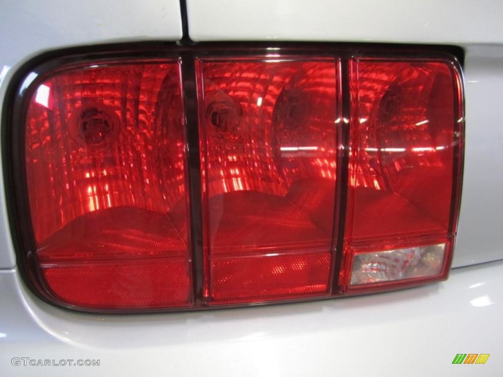 2006 Mustang GT Premium Convertible - Satin Silver Metallic / Light Graphite photo #13