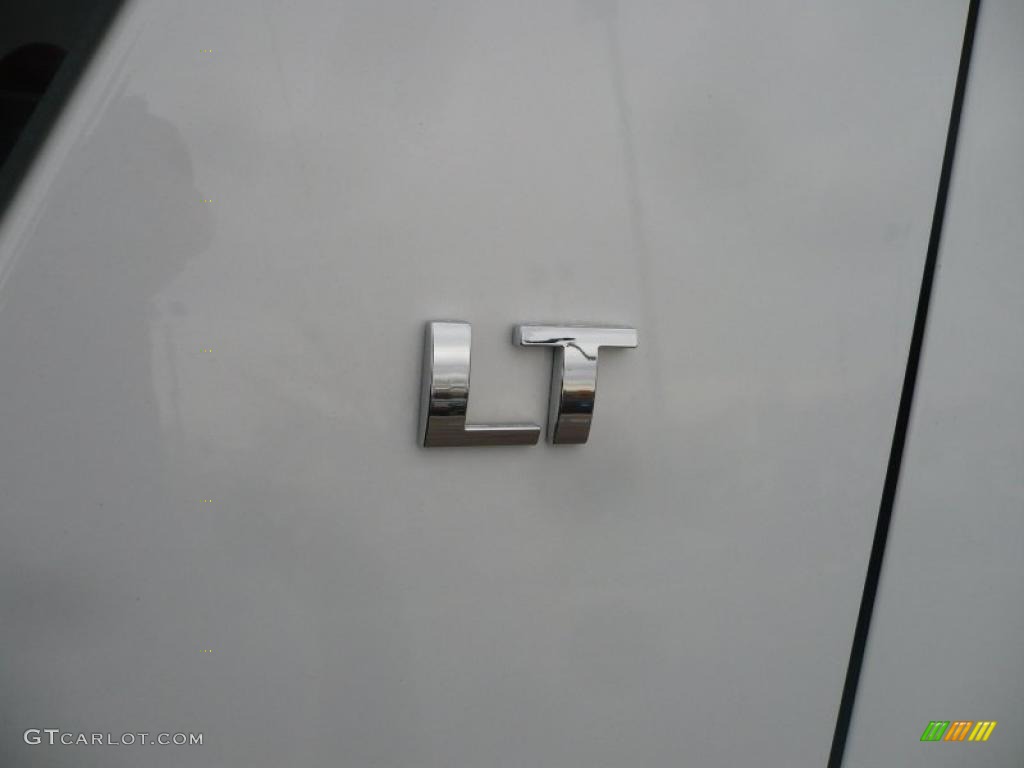 2007 Chevrolet Suburban 1500 LT Marks and Logos Photo #41090156