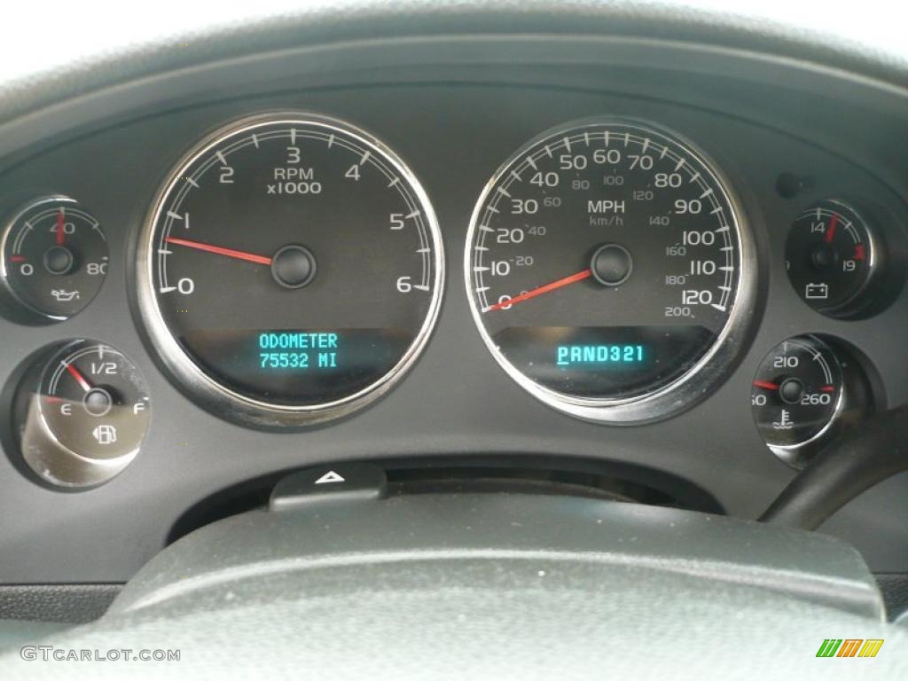 2007 Chevrolet Suburban 1500 LT Gauges Photo #41090476