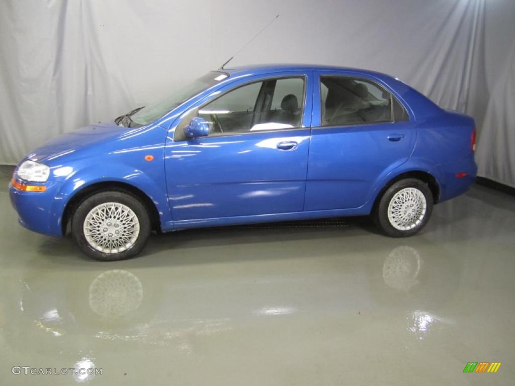 Bright Blue Metallic 2004 Chevrolet Aveo Sedan Exterior Photo #41091268