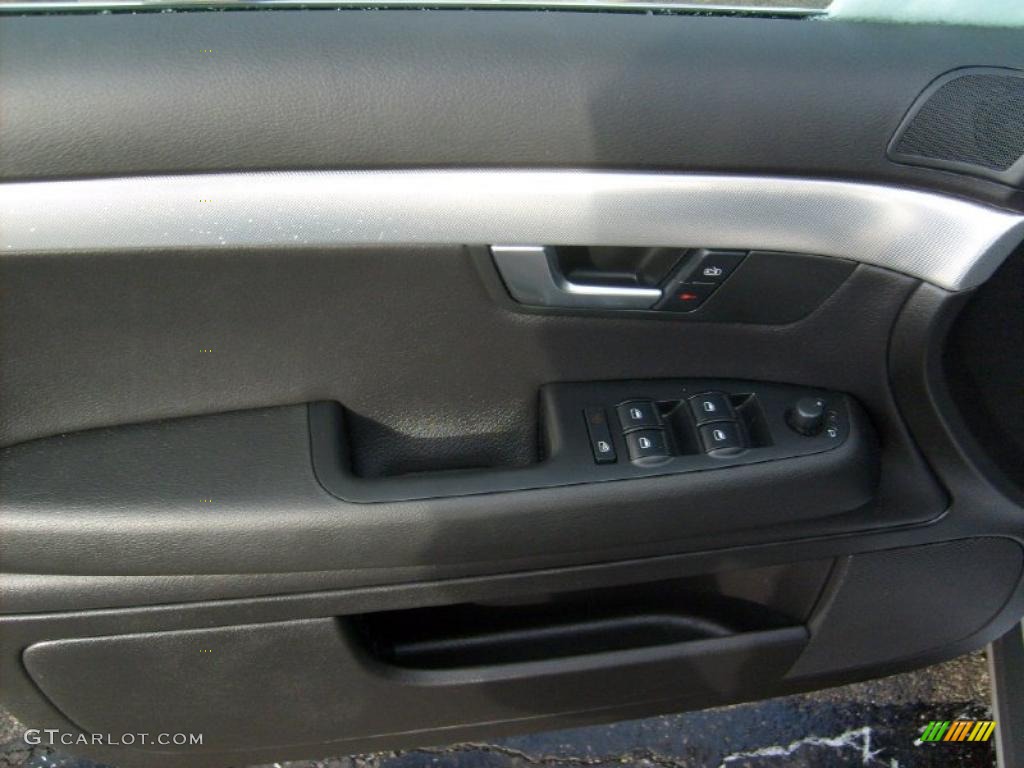 2006 A4 2.0T quattro Sedan - Light Silver Metallic / Ebony photo #13