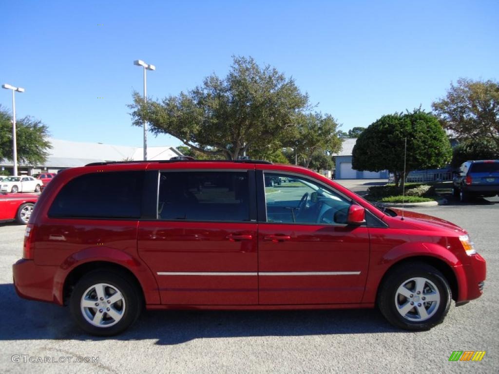 2010 Grand Caravan SXT - Inferno Red Crystal Pearl / Medium Slate Gray/Light Shale photo #12