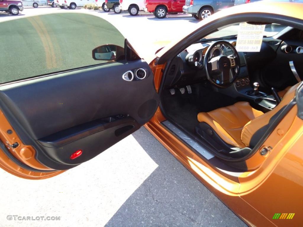 Burnt Orange/Carbon Black Interior 2003 Nissan 350Z Touring Coupe Photo #41096341