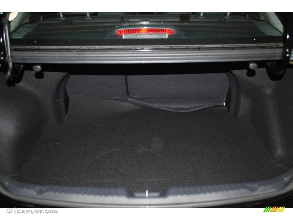 2011 Kia Forte Koup SX Trunk Photo #41096681
