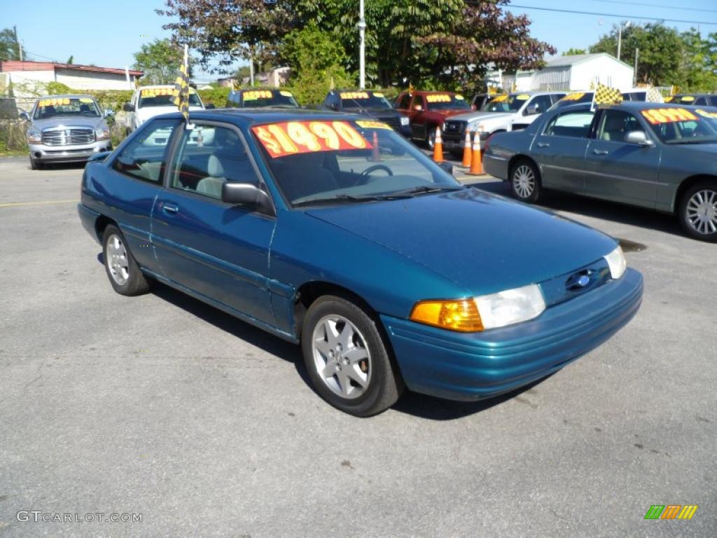 1995 Escort LX Coupe - Deep Jewel Green Metallic / Gray photo #1