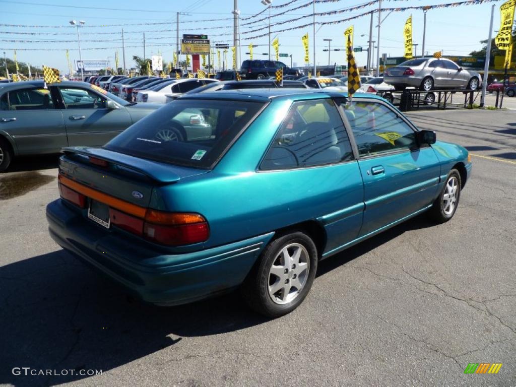 1995 Escort LX Coupe - Deep Jewel Green Metallic / Gray photo #6