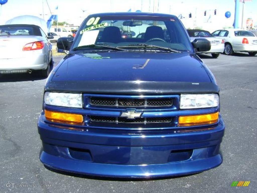 2001 S10 Extended Cab Xtreme - Indigo Blue Metallic / Graphite photo #2