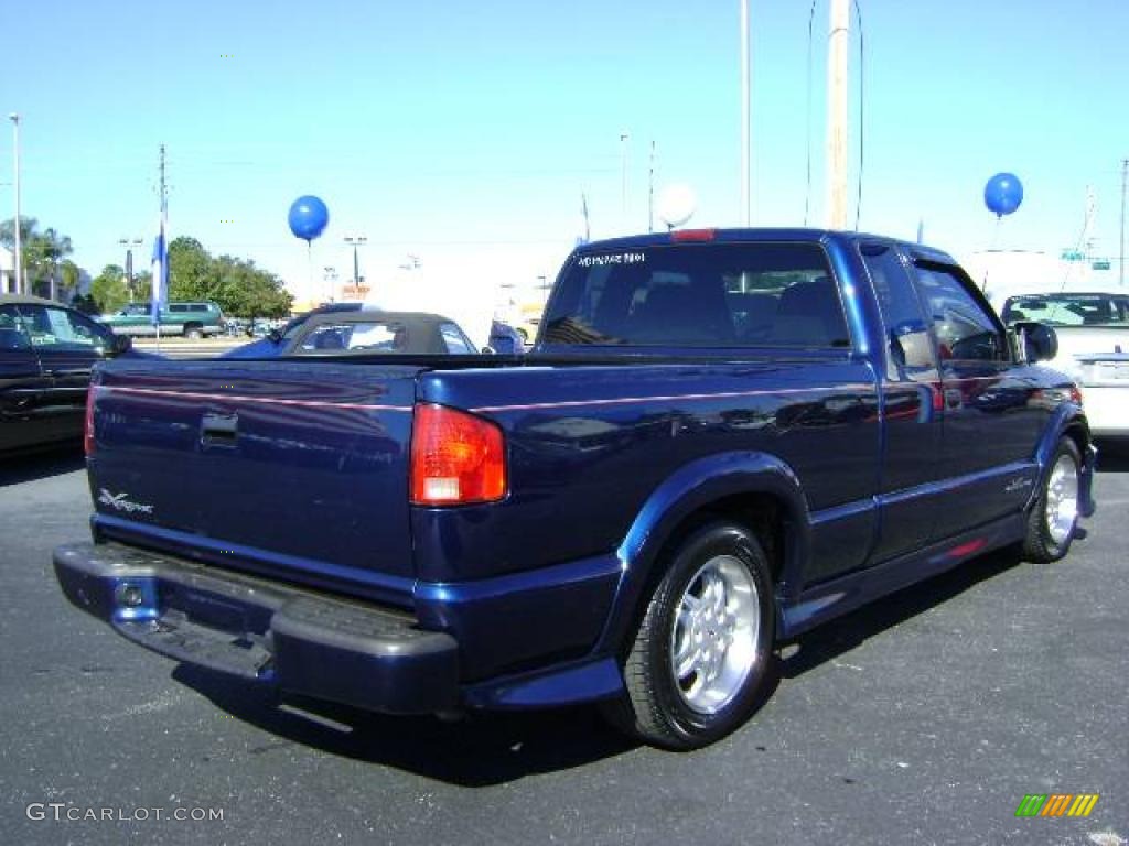 2001 S10 Extended Cab Xtreme - Indigo Blue Metallic / Graphite photo #7