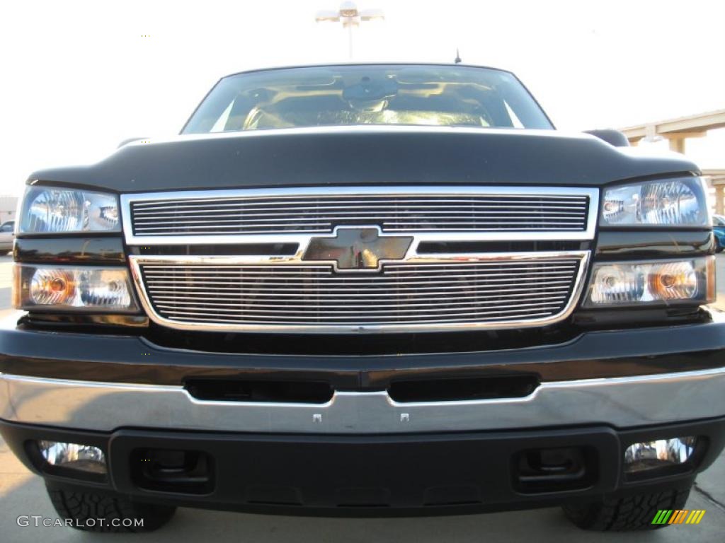 2006 Silverado 1500 LT Crew Cab - Black / Dark Charcoal photo #2