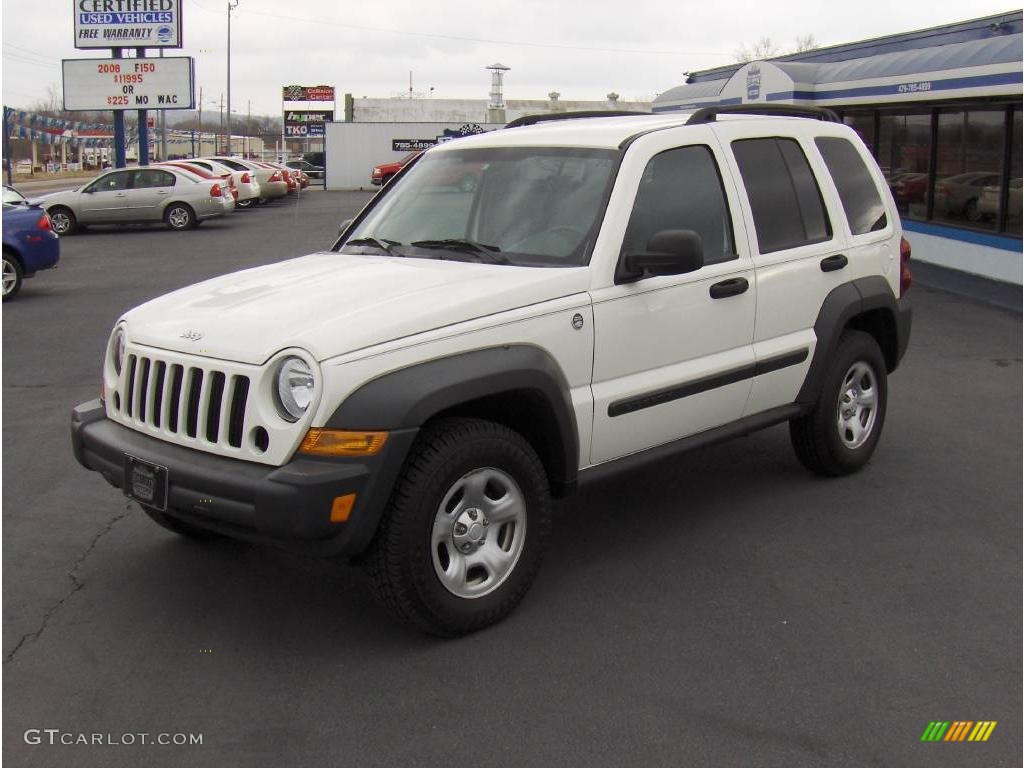 White jeep liberty 2006 #4