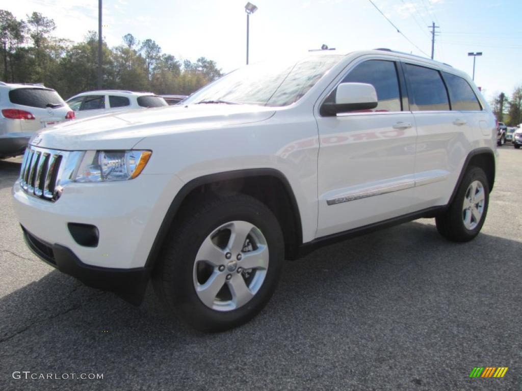 Stone White 2011 Jeep Grand Cherokee Laredo X Package 4x4 Exterior Photo #41105498
