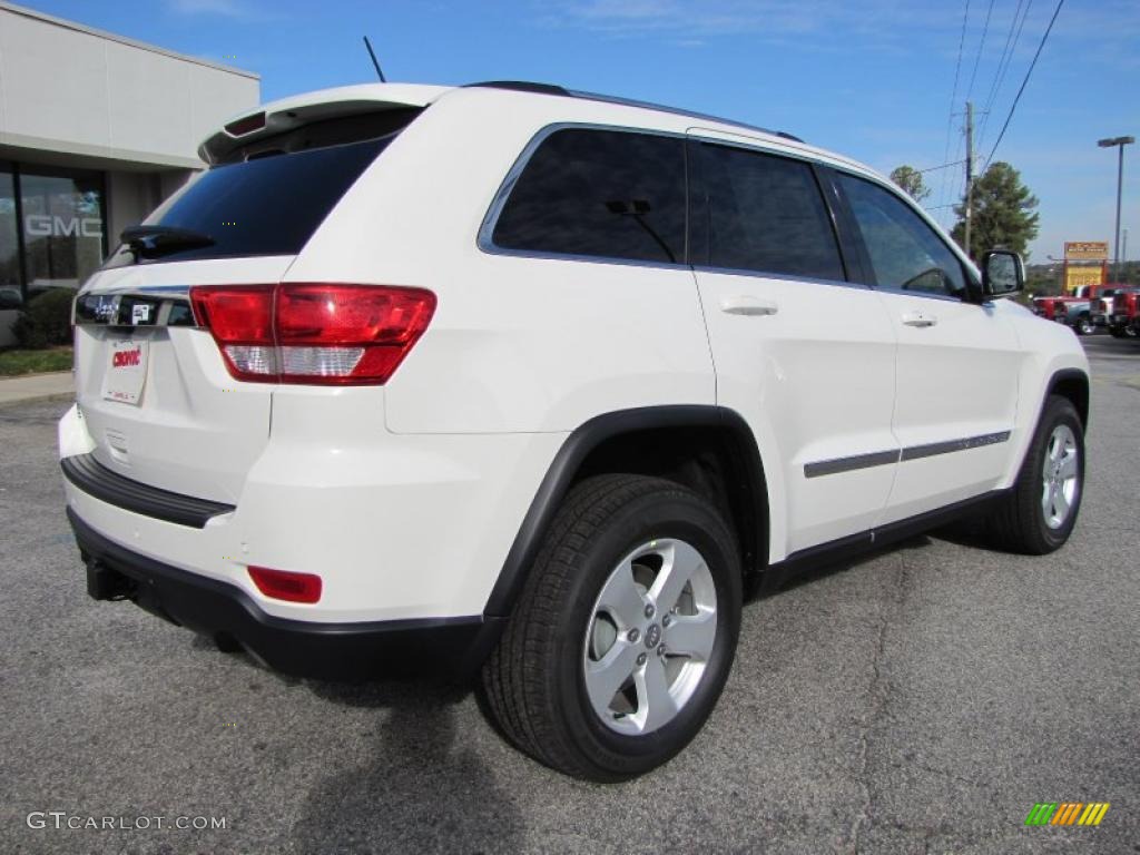 Stone White 2011 Jeep Grand Cherokee Laredo X Package 4x4 Exterior Photo #41105546