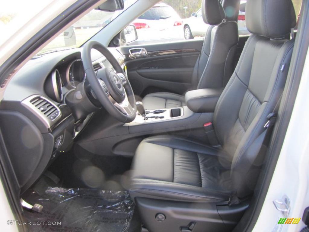 Black Interior 2011 Jeep Grand Cherokee Laredo X Package 4x4 Photo #41105574