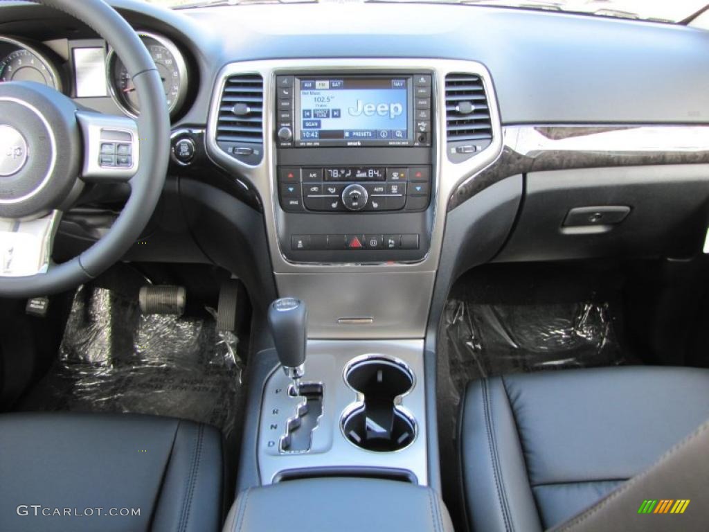 2011 Jeep Grand Cherokee Laredo X Package 4x4 Black Dashboard Photo #41105654