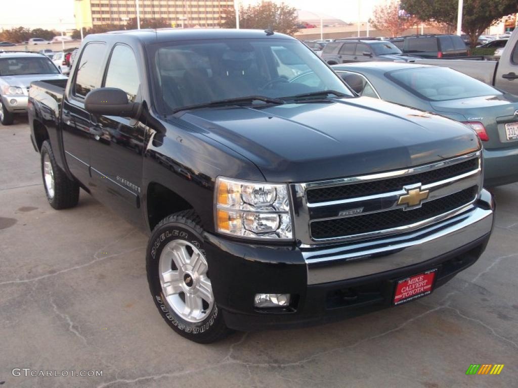 2008 Silverado 1500 Z71 Crew Cab 4x4 - Black / Light Cashmere/Ebony Accents photo #3