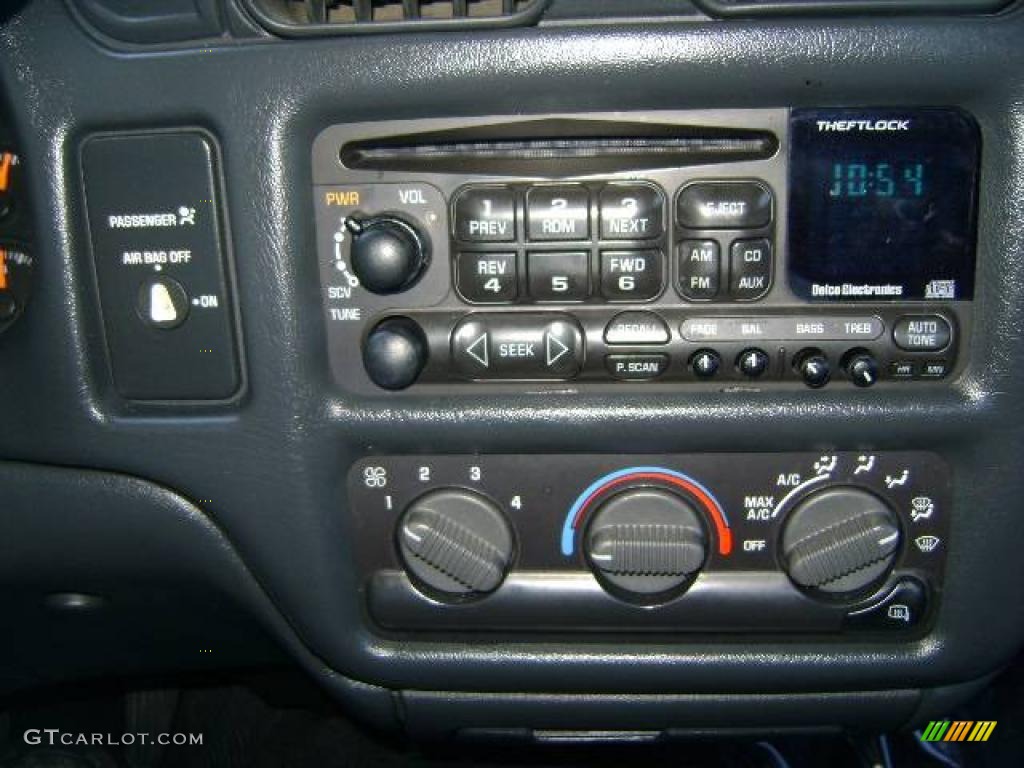 2001 S10 Extended Cab Xtreme - Indigo Blue Metallic / Graphite photo #29