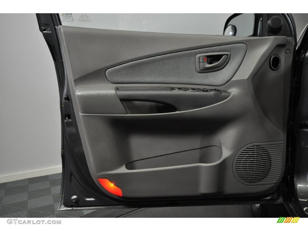 2008 Hyundai Tucson GLS Gray Door Panel Photo #41107862