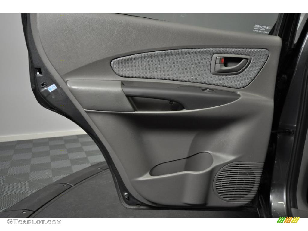 2008 Hyundai Tucson GLS Gray Door Panel Photo #41107934