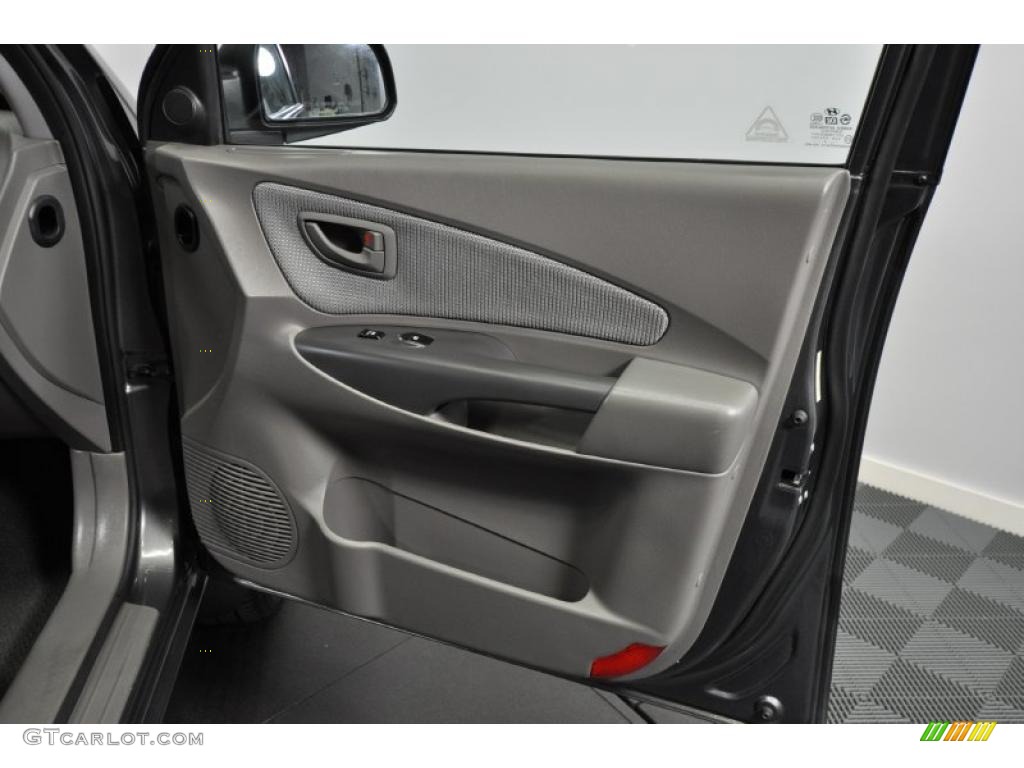 2008 Hyundai Tucson GLS Door Panel Photos