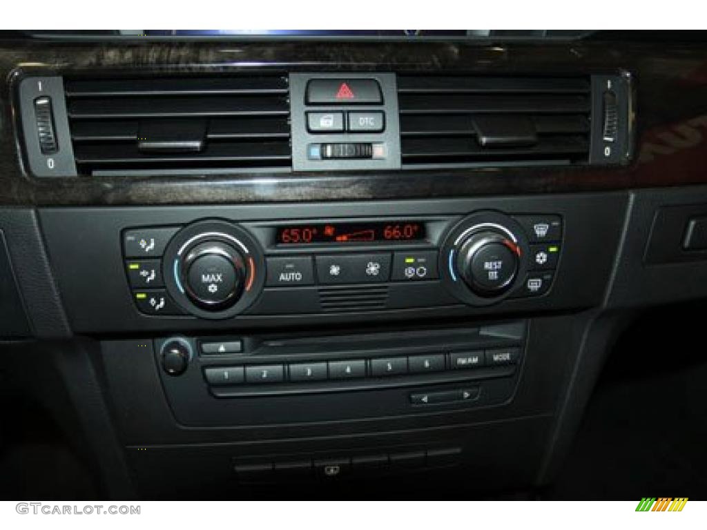 2009 3 Series 335i Coupe - Titanium Silver Metallic / Black photo #23