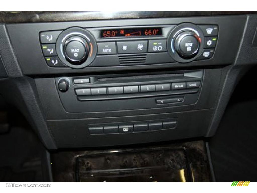 2009 3 Series 335i Coupe - Titanium Silver Metallic / Black photo #24