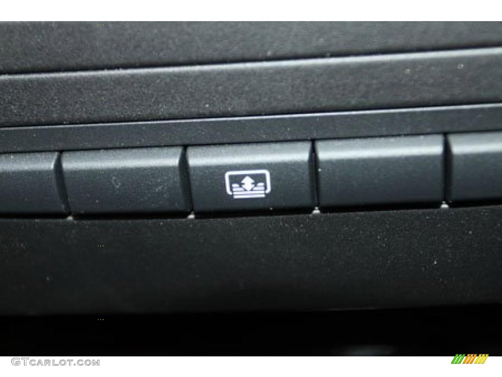 2009 3 Series 335i Coupe - Titanium Silver Metallic / Black photo #26